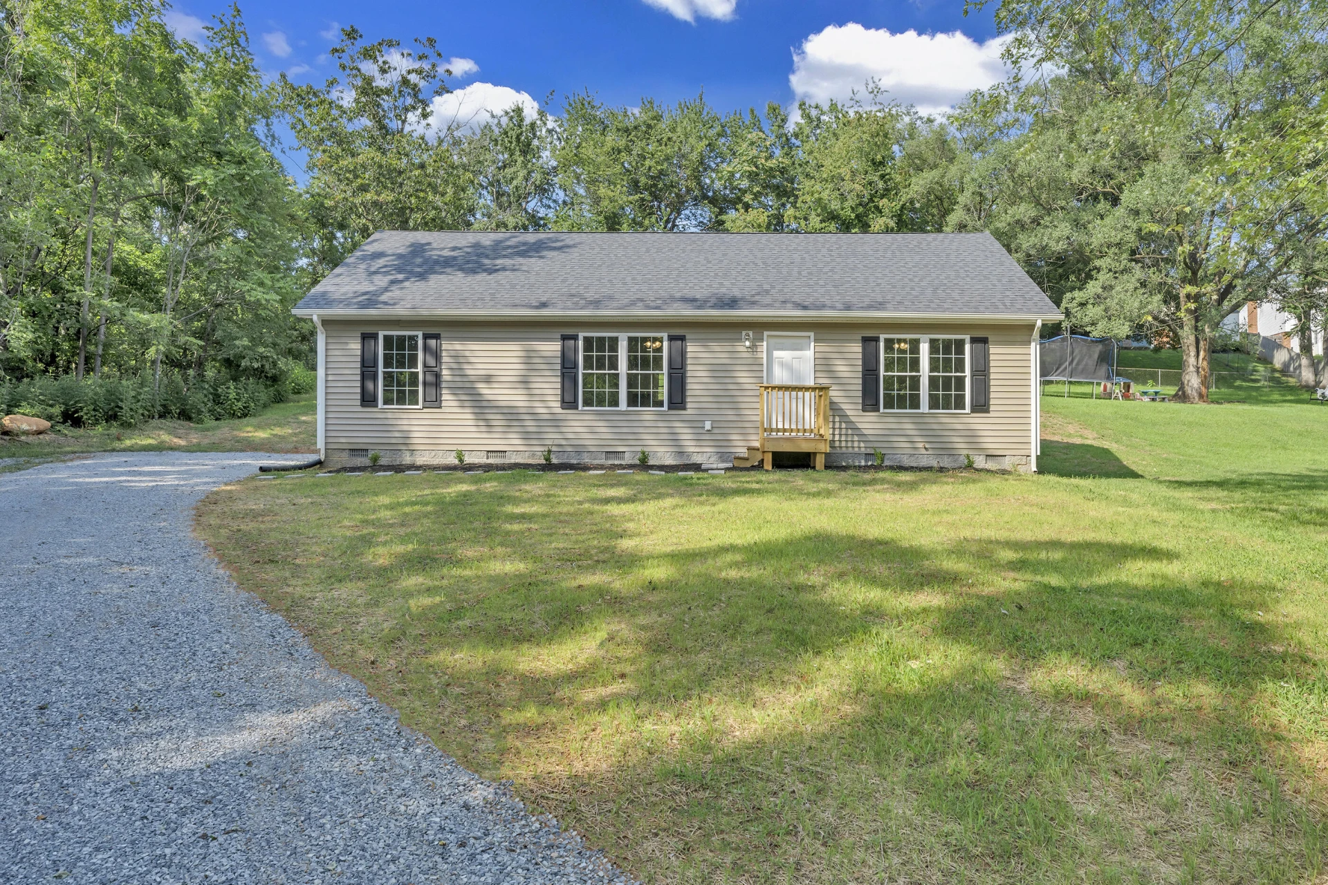 1800 Hardy RD - Photo 27