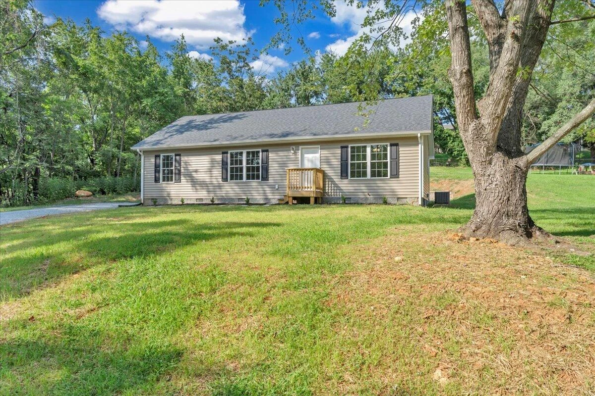 1800 Hardy RD - Photo 28