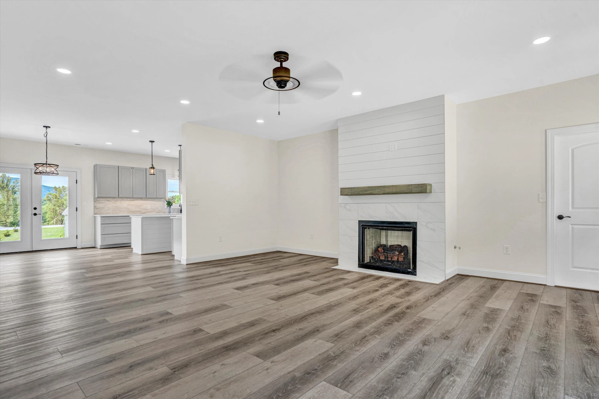 2923 RETREAT RD - Photo 32