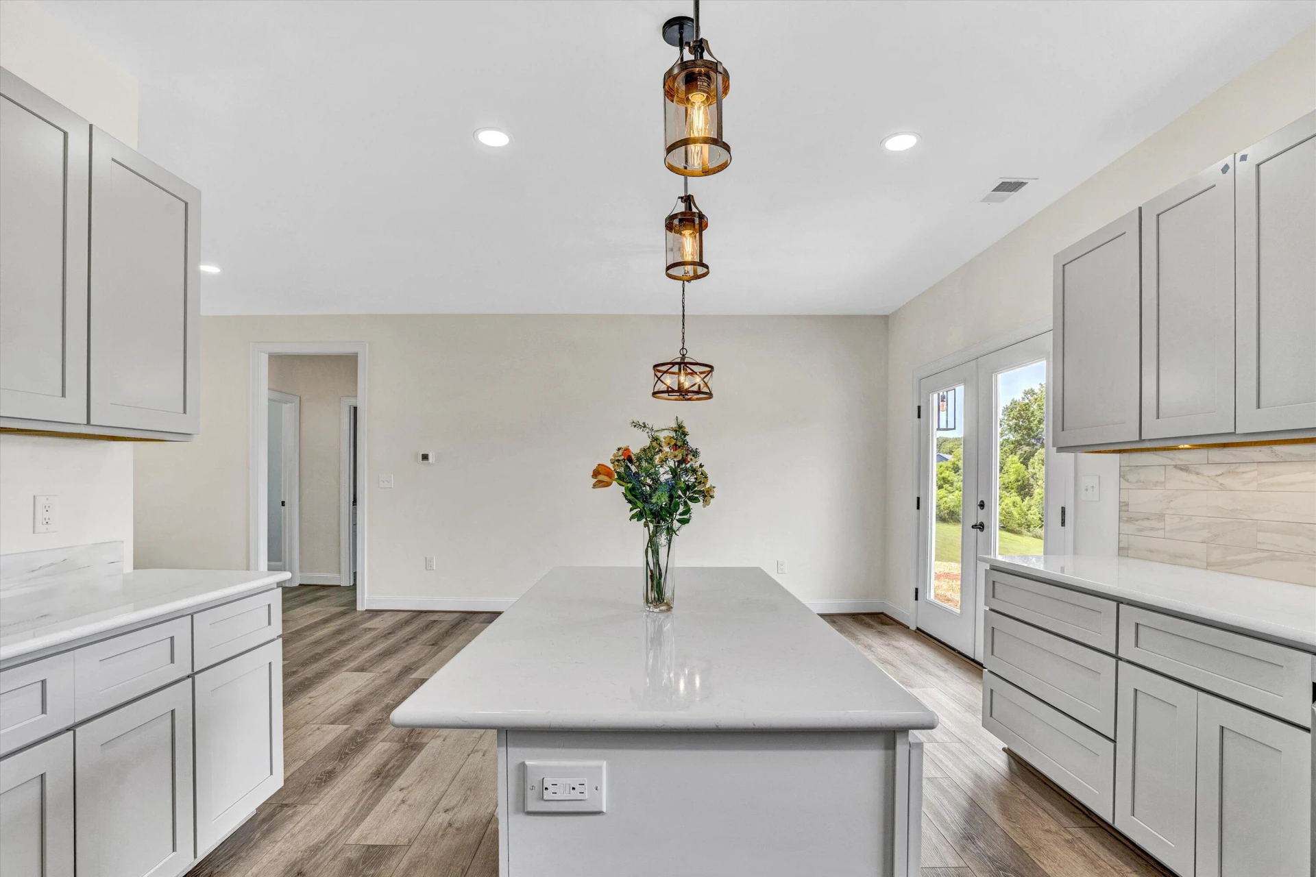 2923 RETREAT RD - Photo 36