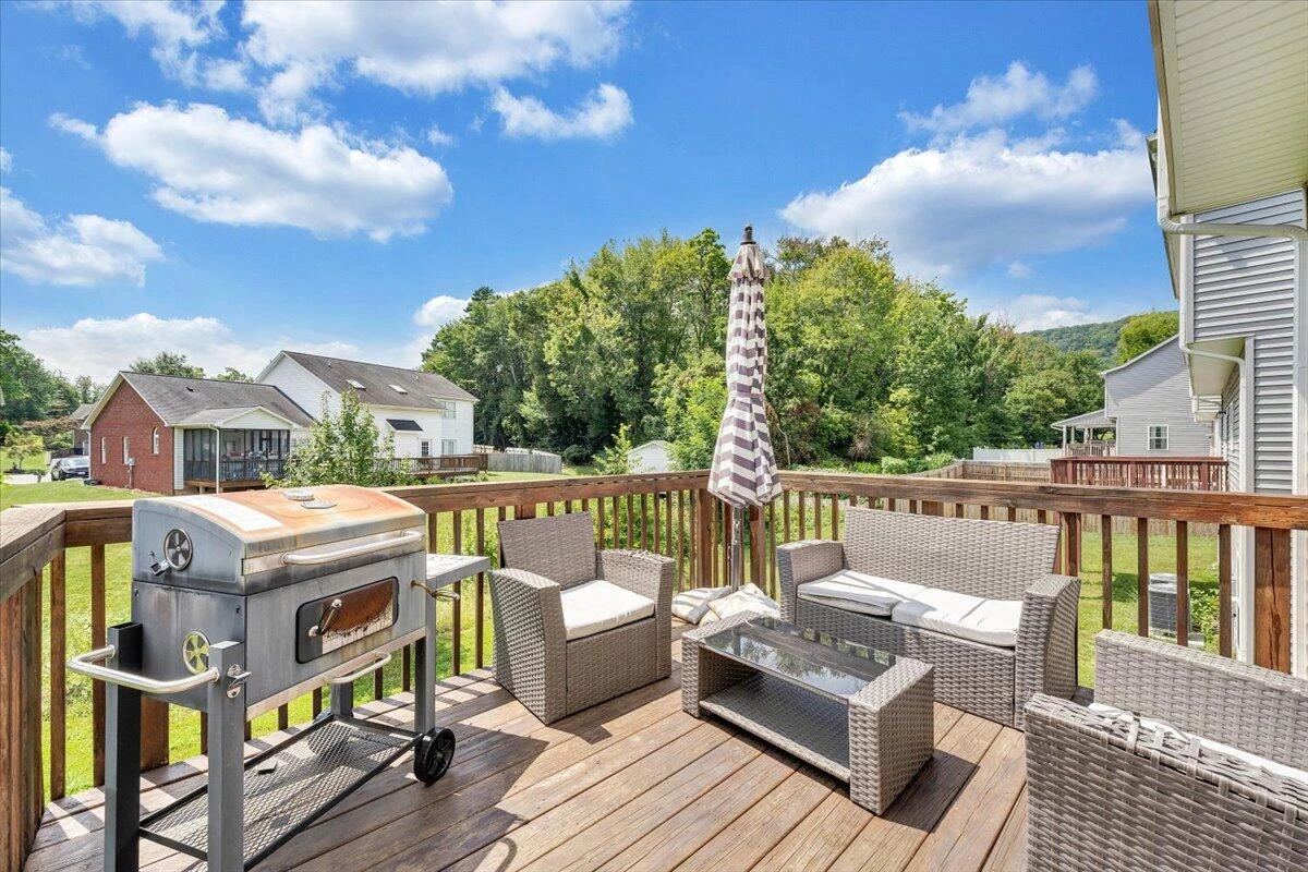 8356 Leighburn DR - Photo 11