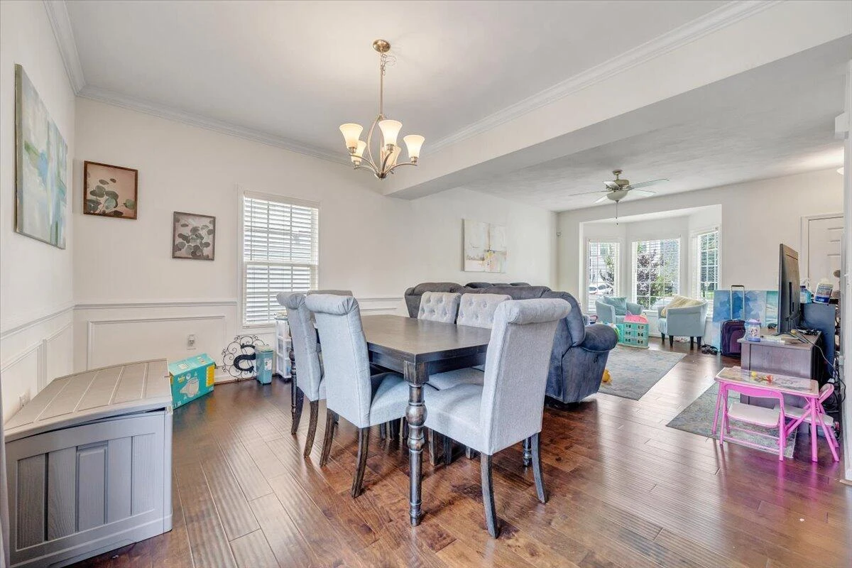 8356 Leighburn DR - Photo 6