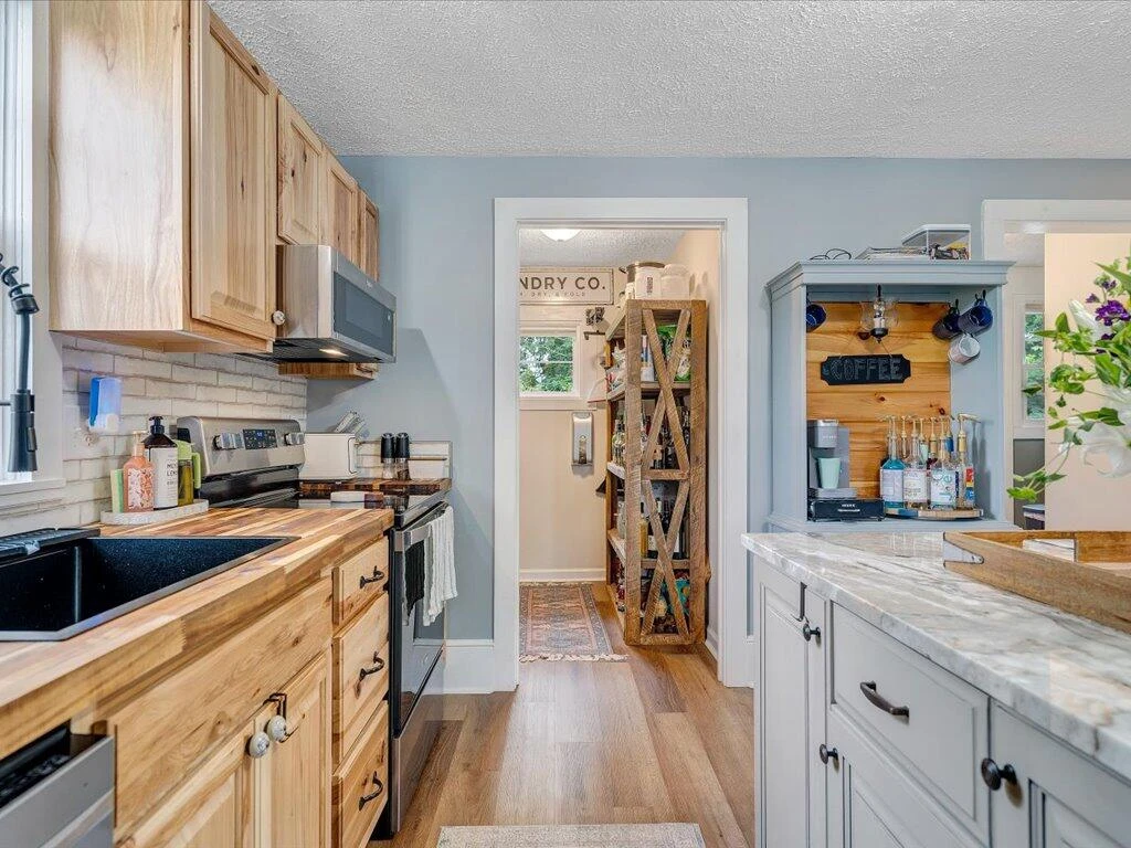214 Spring RD - Photo 14