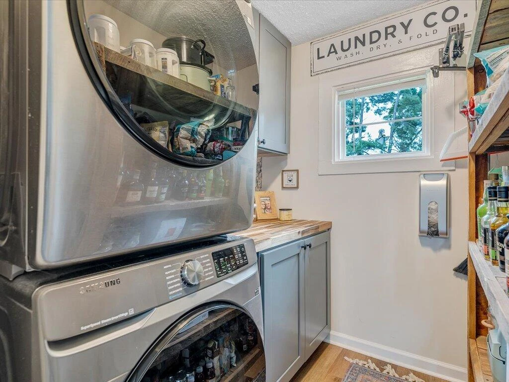 214 Spring RD - Photo 17