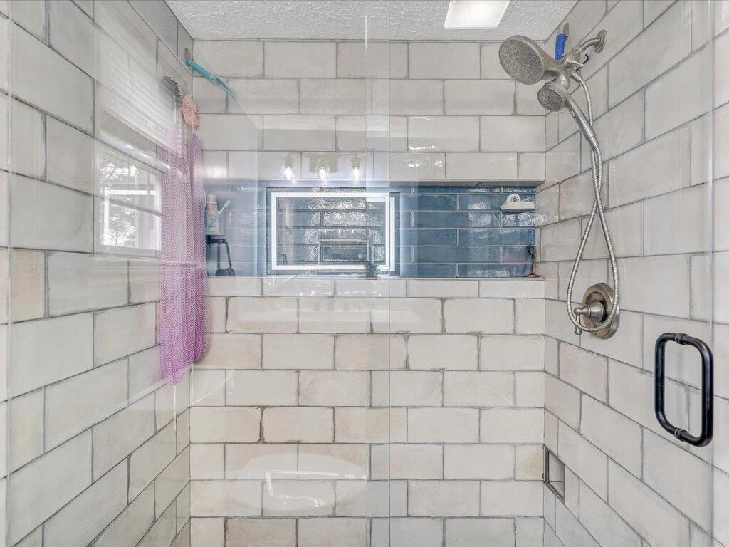 214 Spring RD - Photo 26
