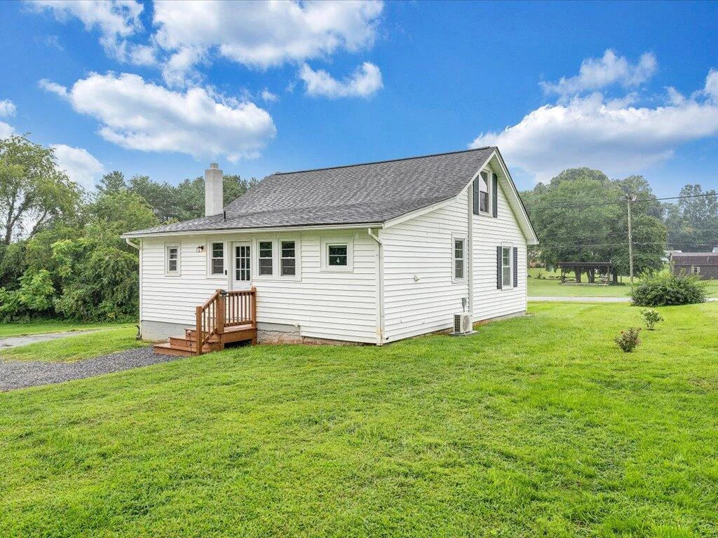 214 Spring RD - Photo 38