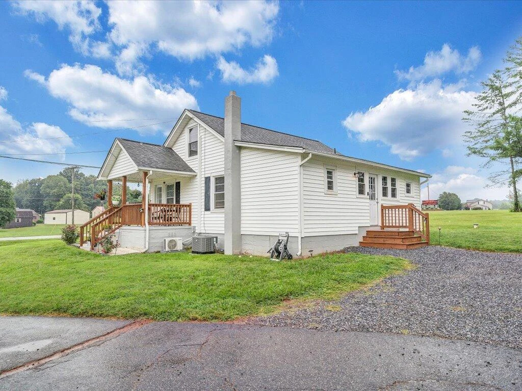 214 Spring RD - Photo 41