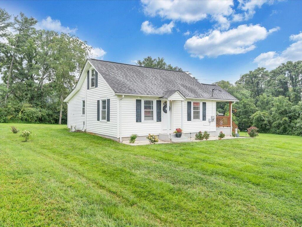 214 Spring RD - Photo 49