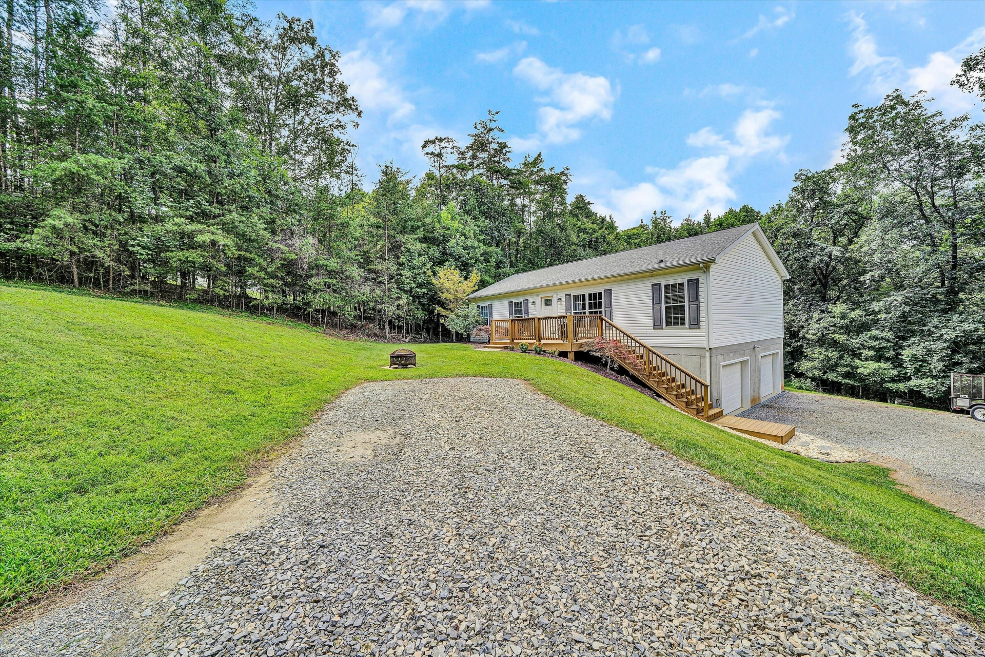 2750 Rutrough RD SE - Photo 5