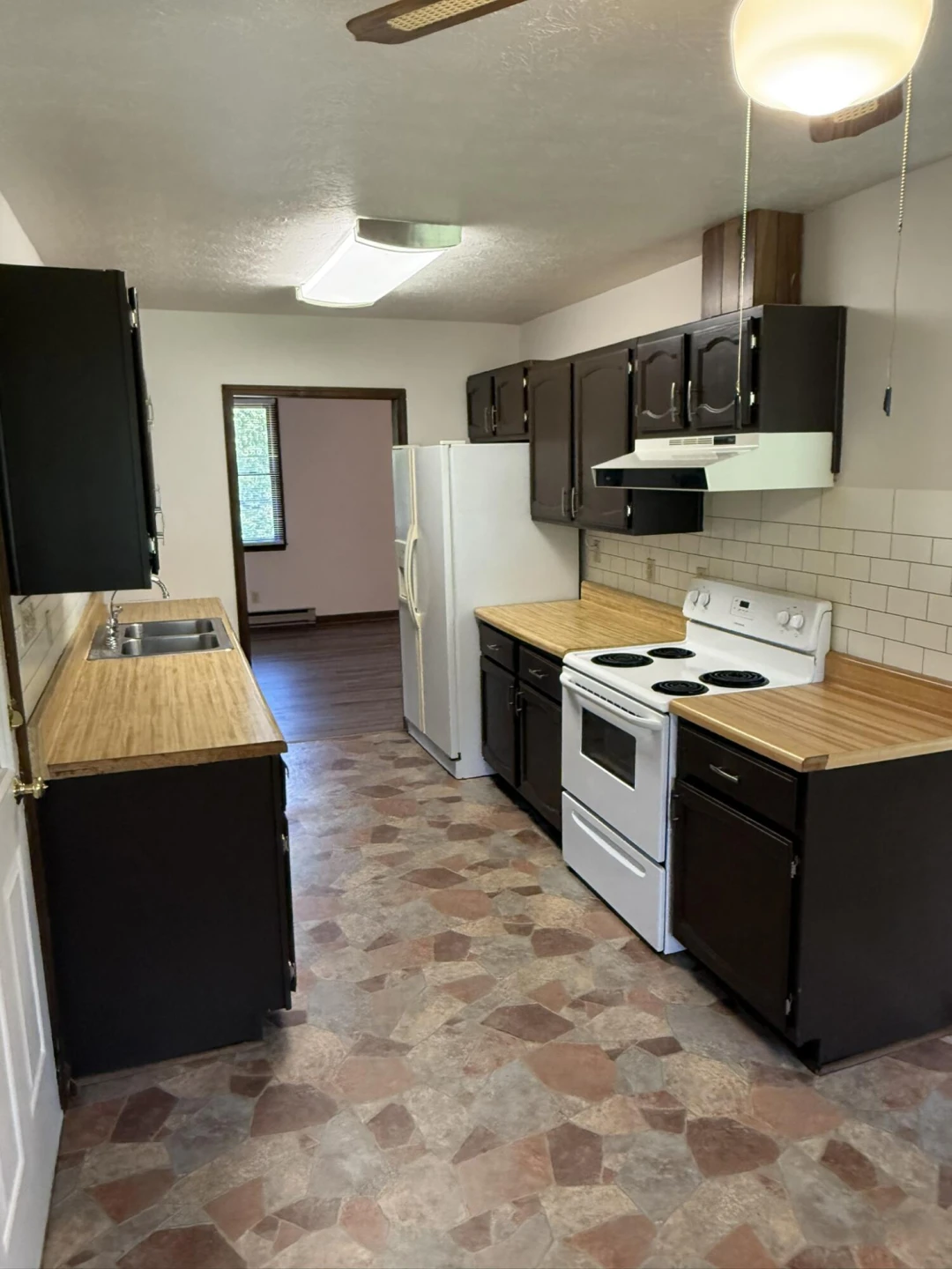 1019 Staunton ST - Photo 19