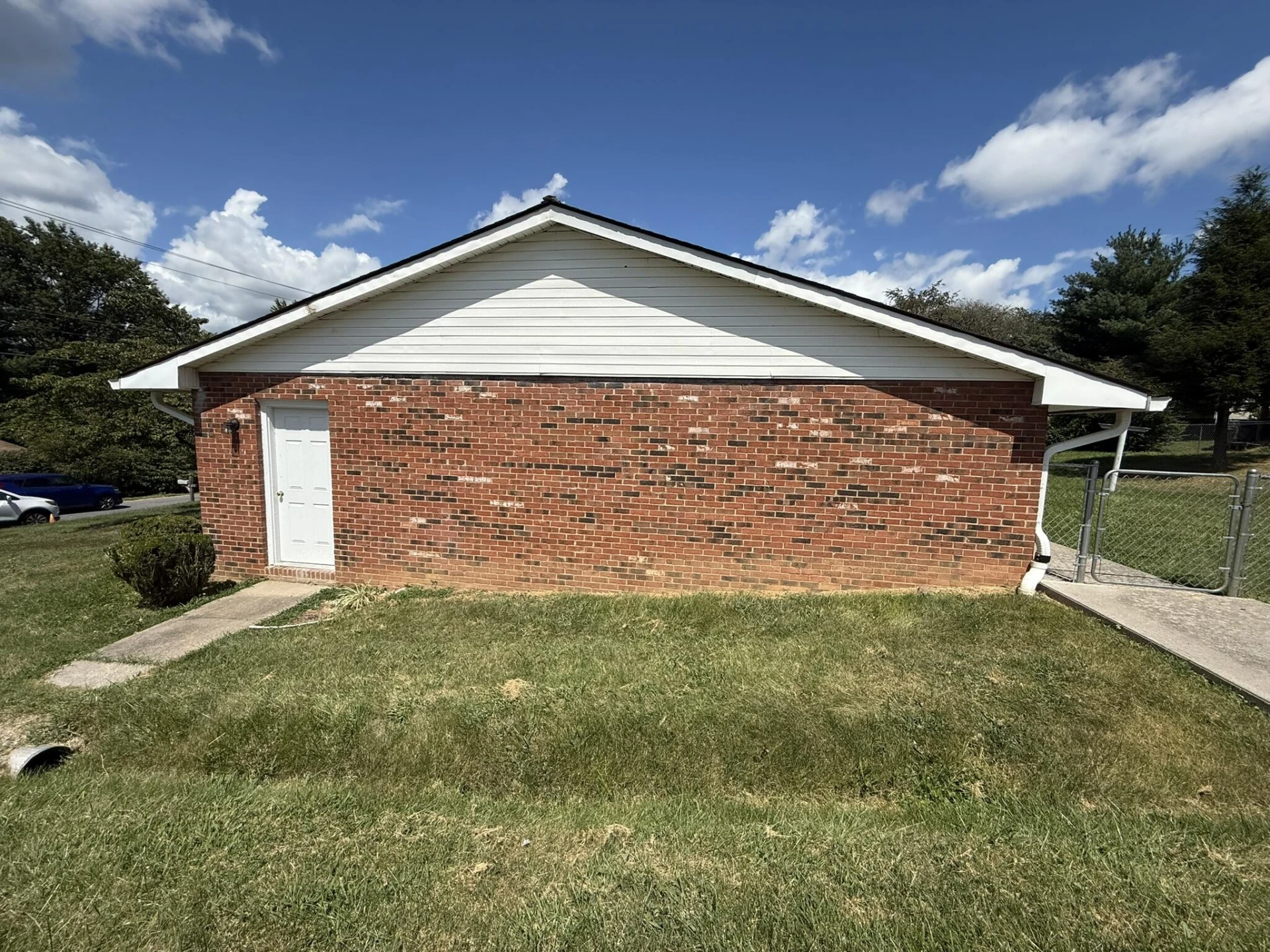 1019 Staunton ST - Photo 4