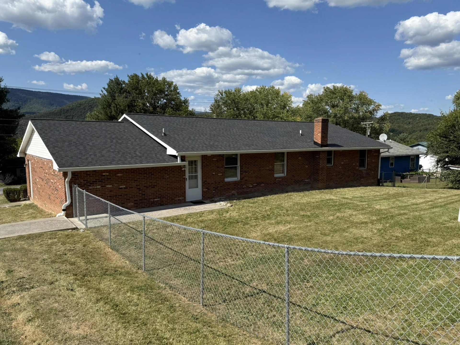 1019 Staunton ST - Photo 5