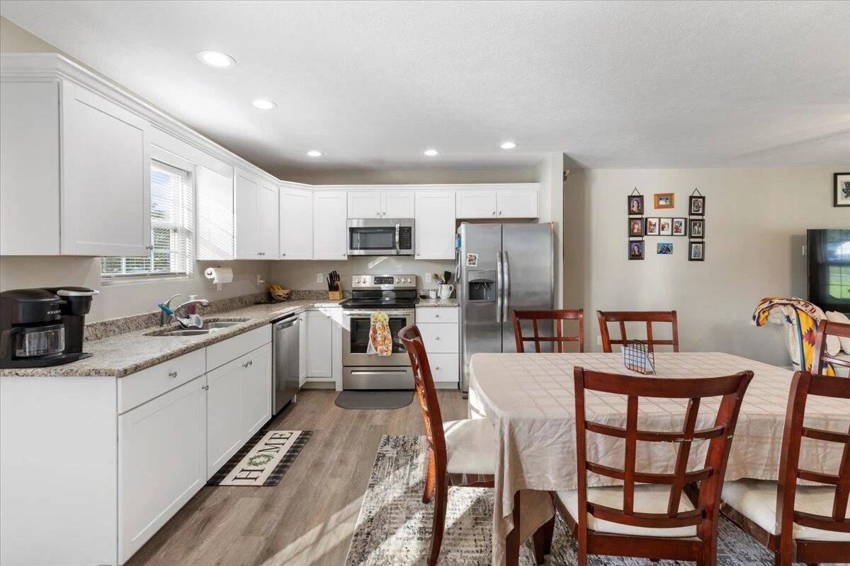 607 Rock RD W - Photo 14