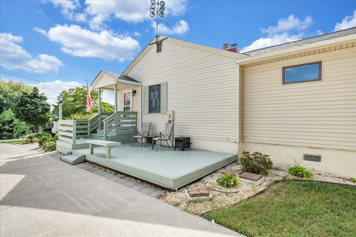 1817 Woodlawn AVE - Photo 41