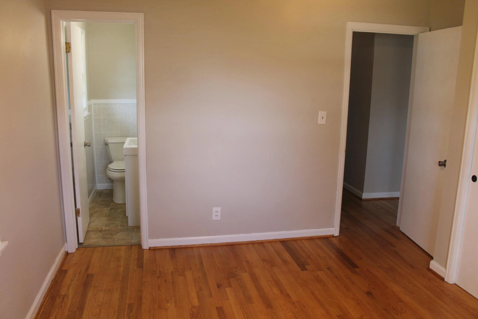 459 Elden AVE - Photo 25