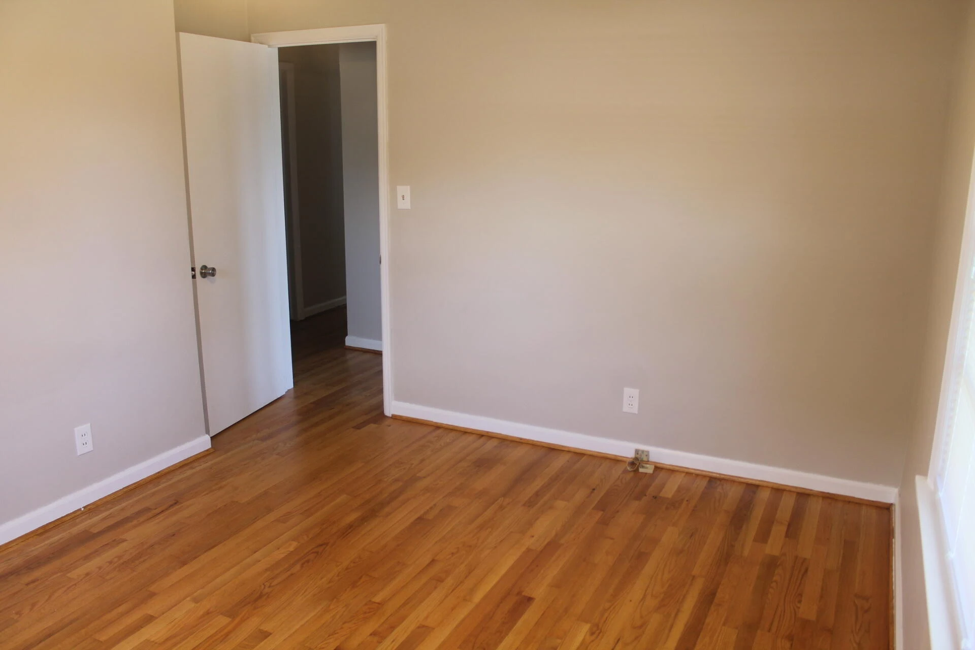459 Elden AVE - Photo 29