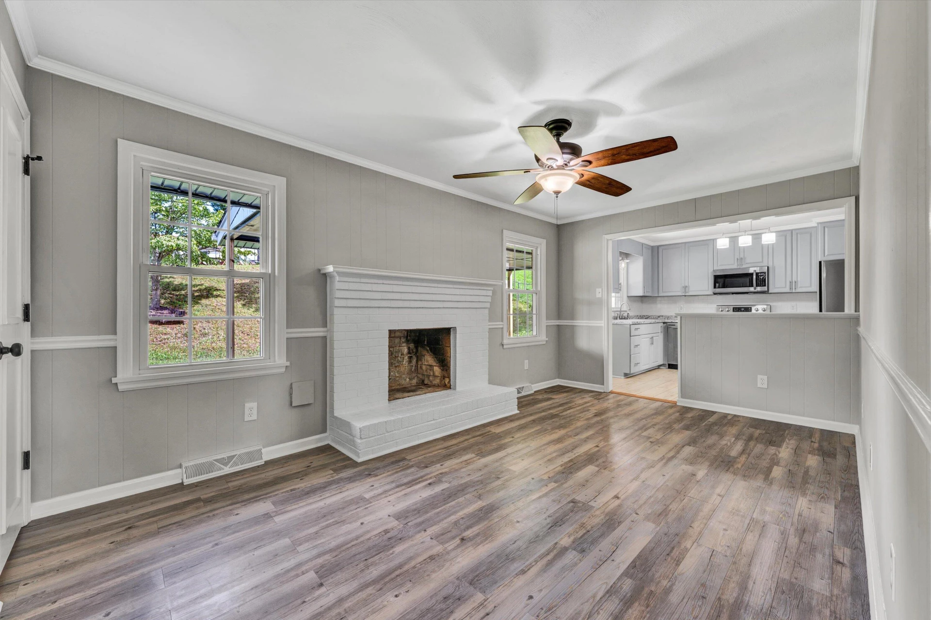 110 Barbara LN - Photo 12