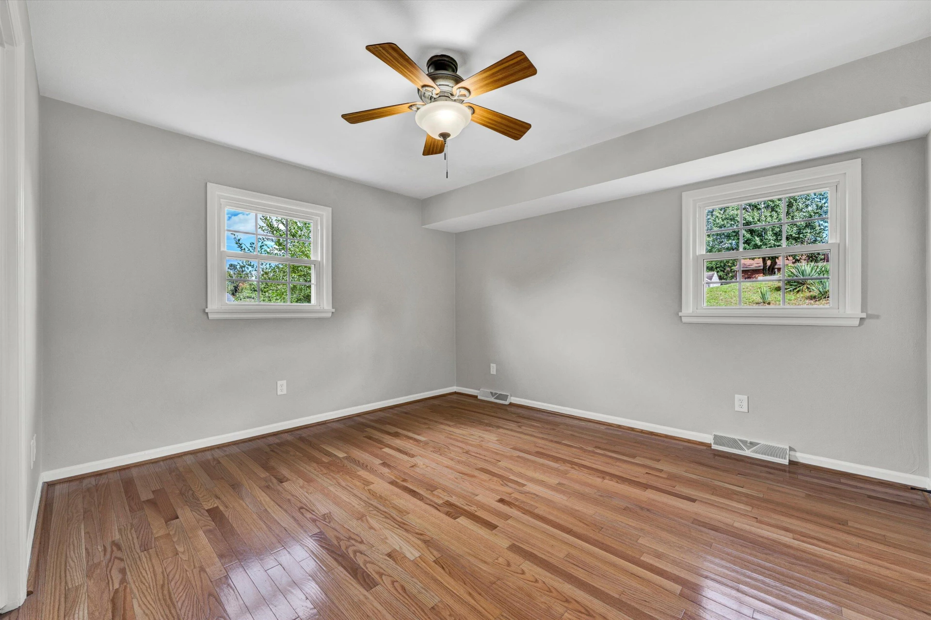 110 Barbara LN - Photo 13
