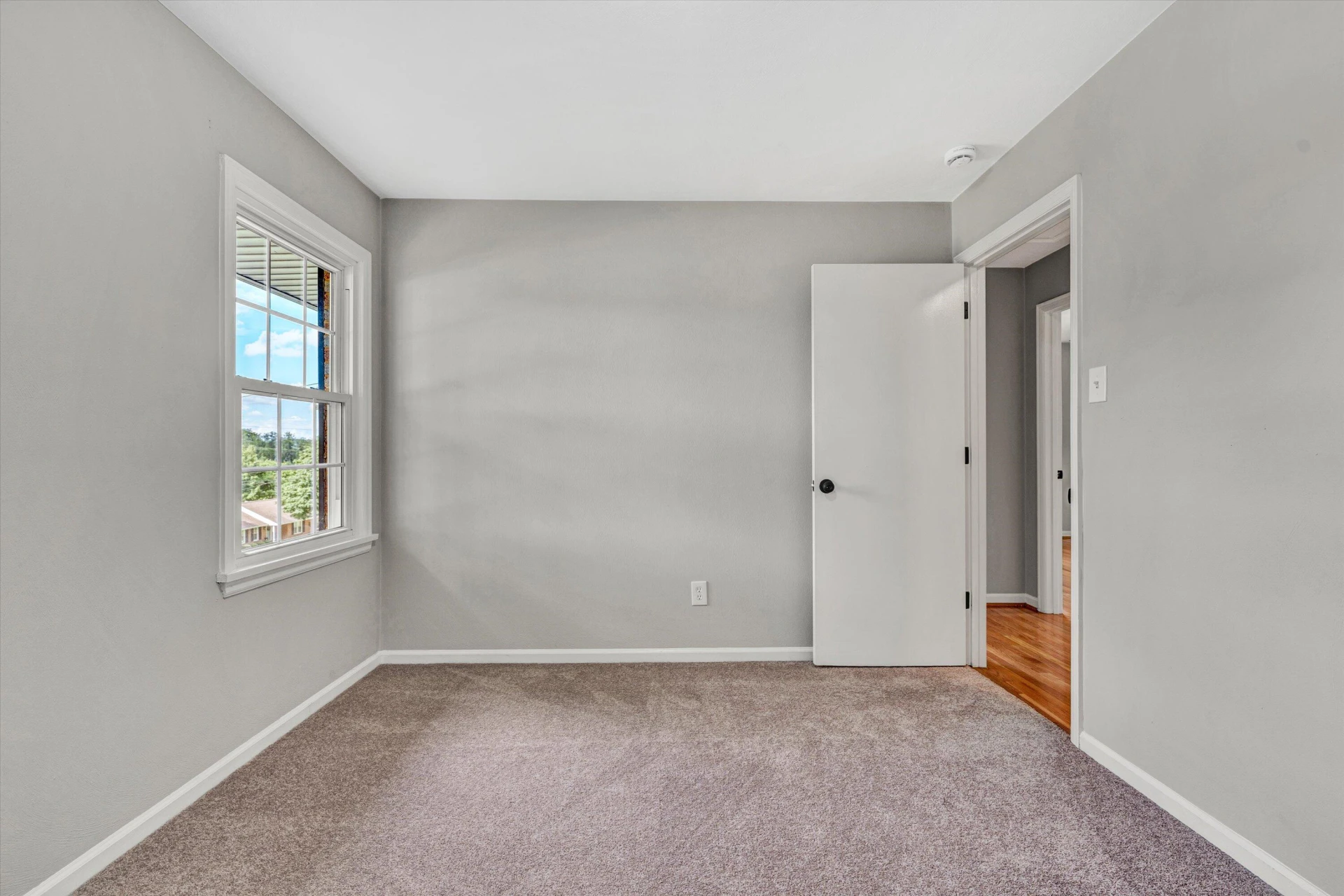 110 Barbara LN - Photo 17