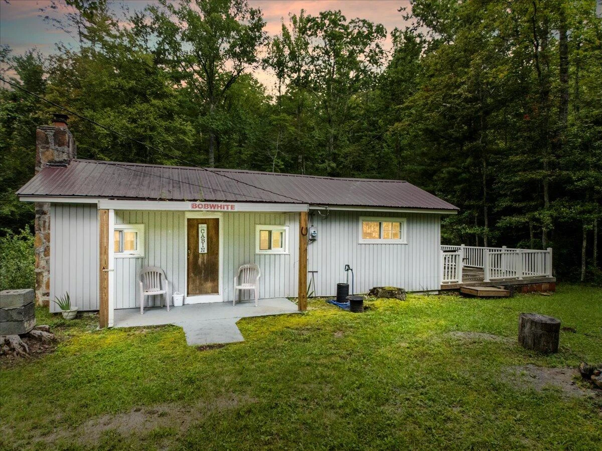 144 Moonshine LN