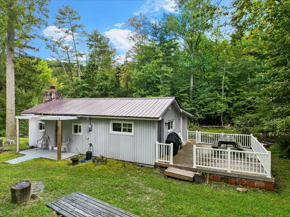 144 Moonshine LN - Photo 18