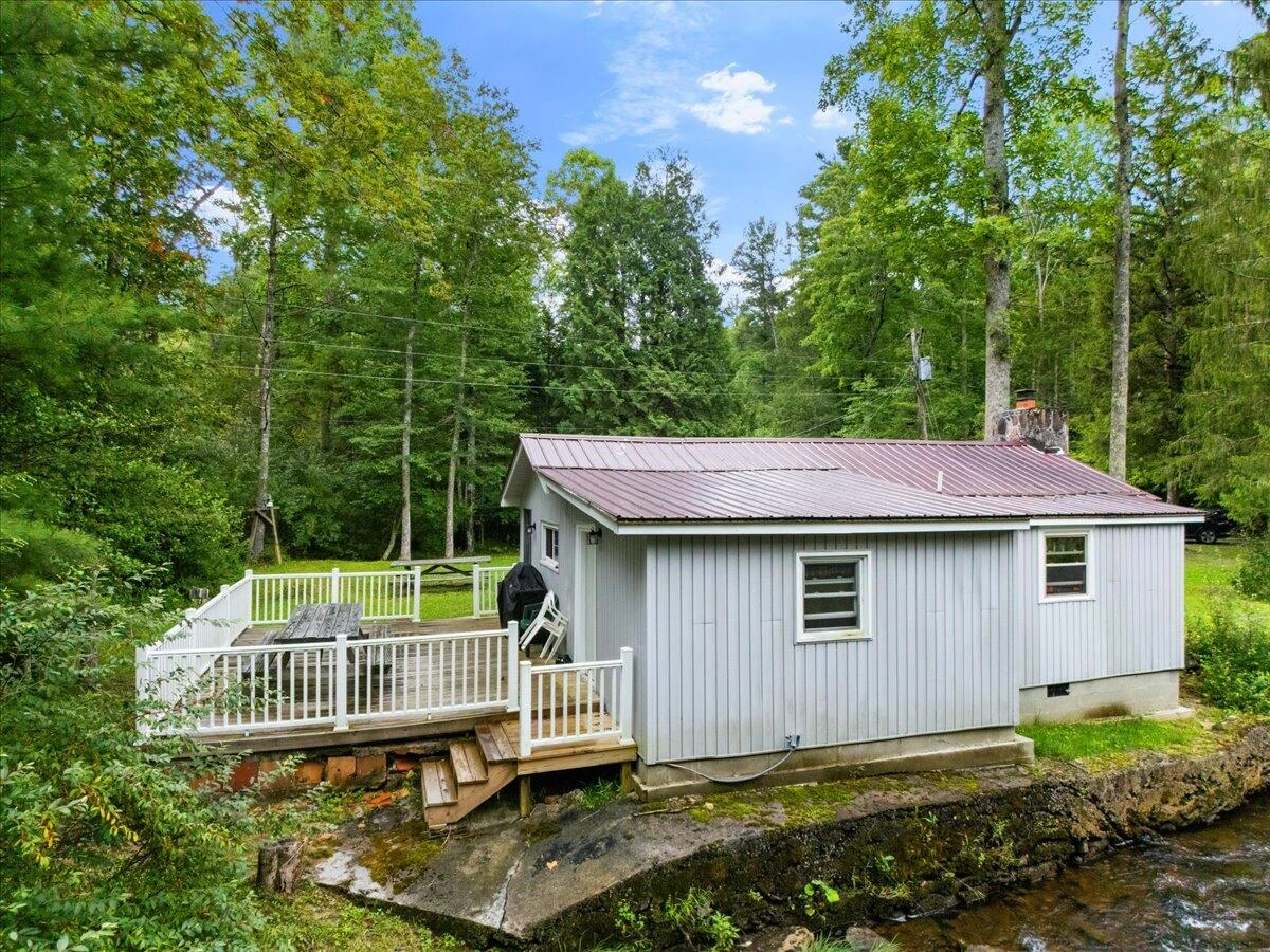 144 Moonshine LN - Photo 19