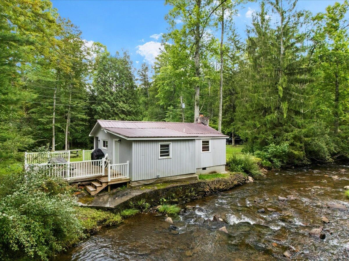 144 Moonshine LN - Photo 20