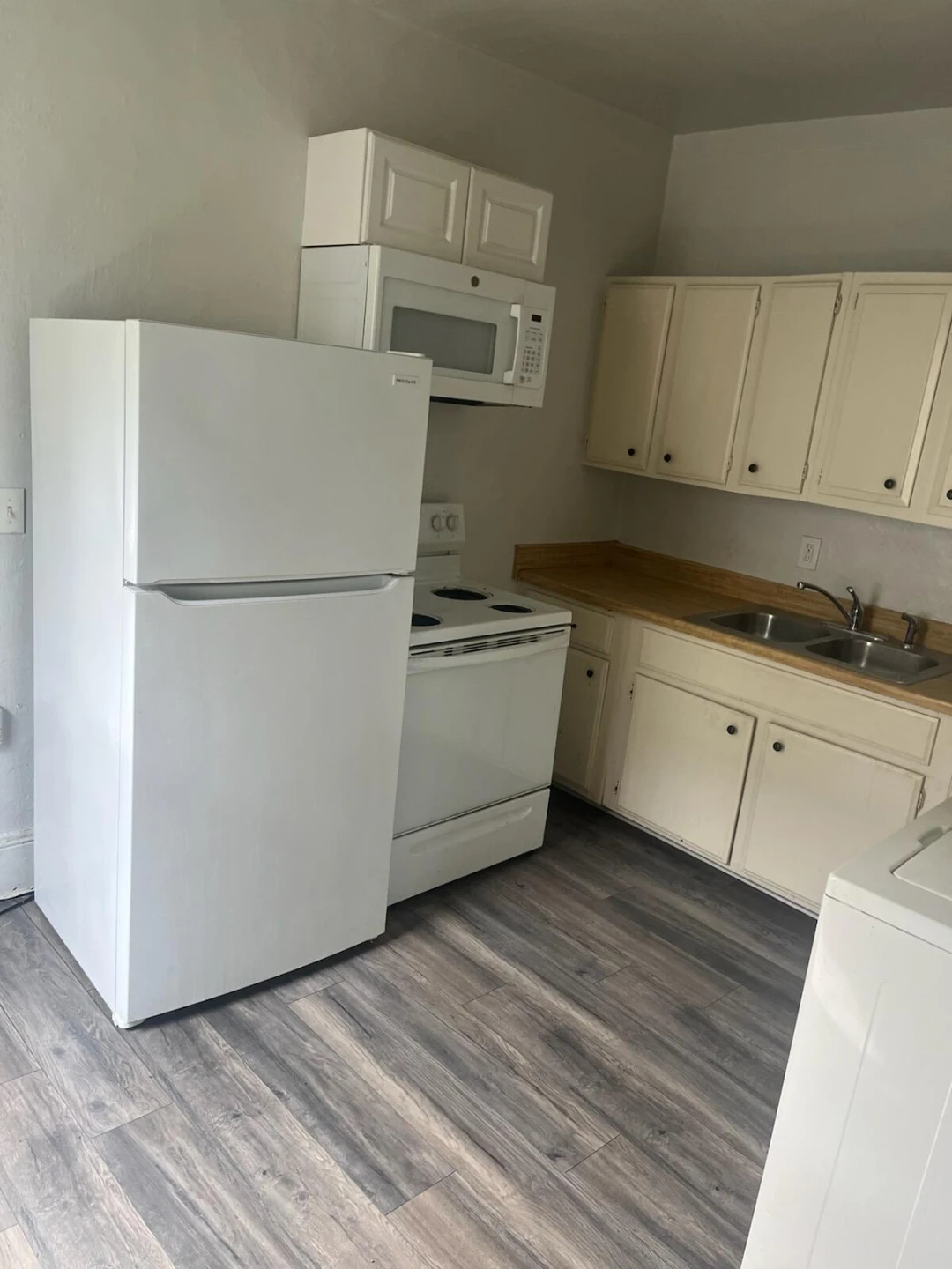 4 12 1/2 ST SW - Photo 5