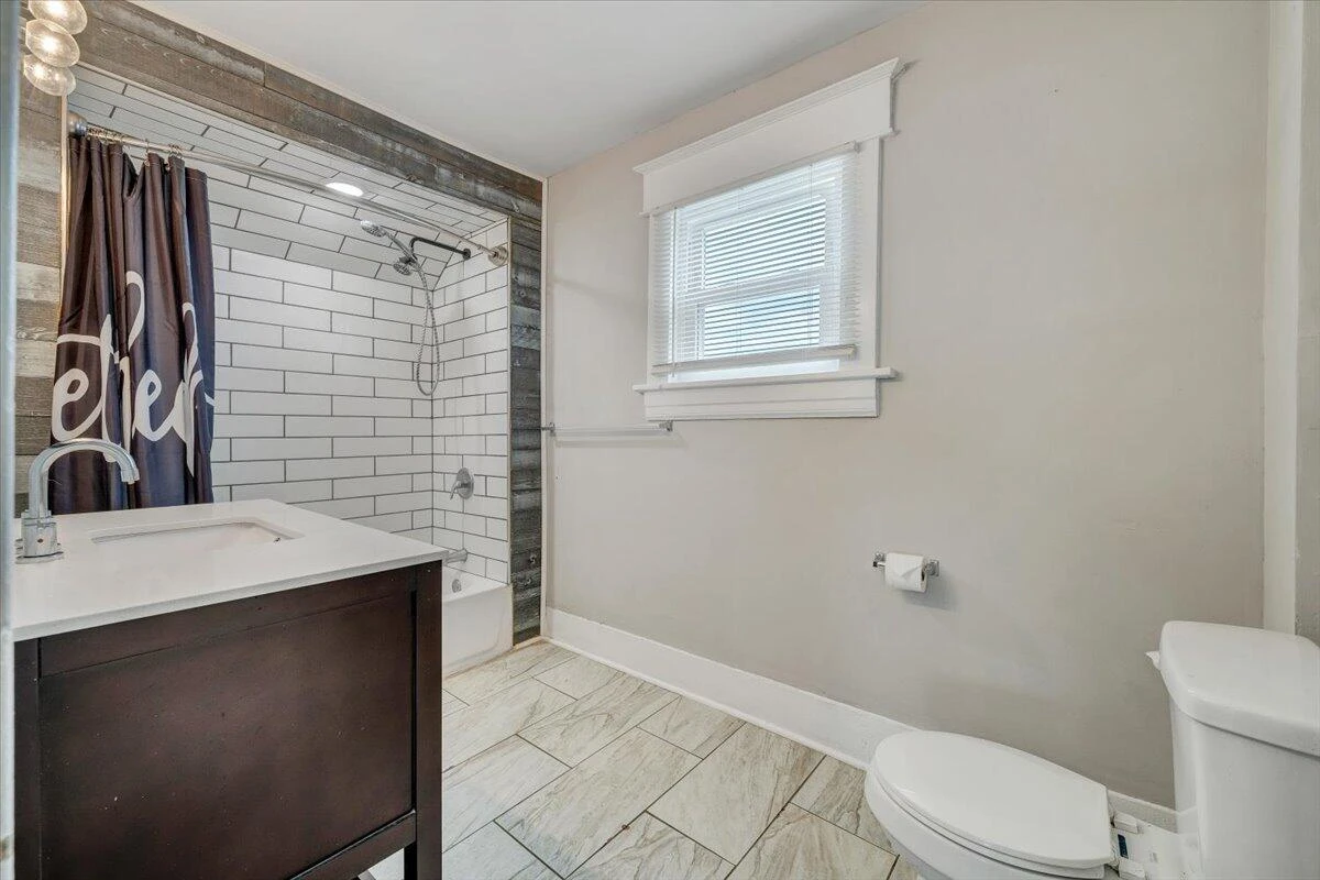 1414 Kenwood BLVD SE - Photo 24