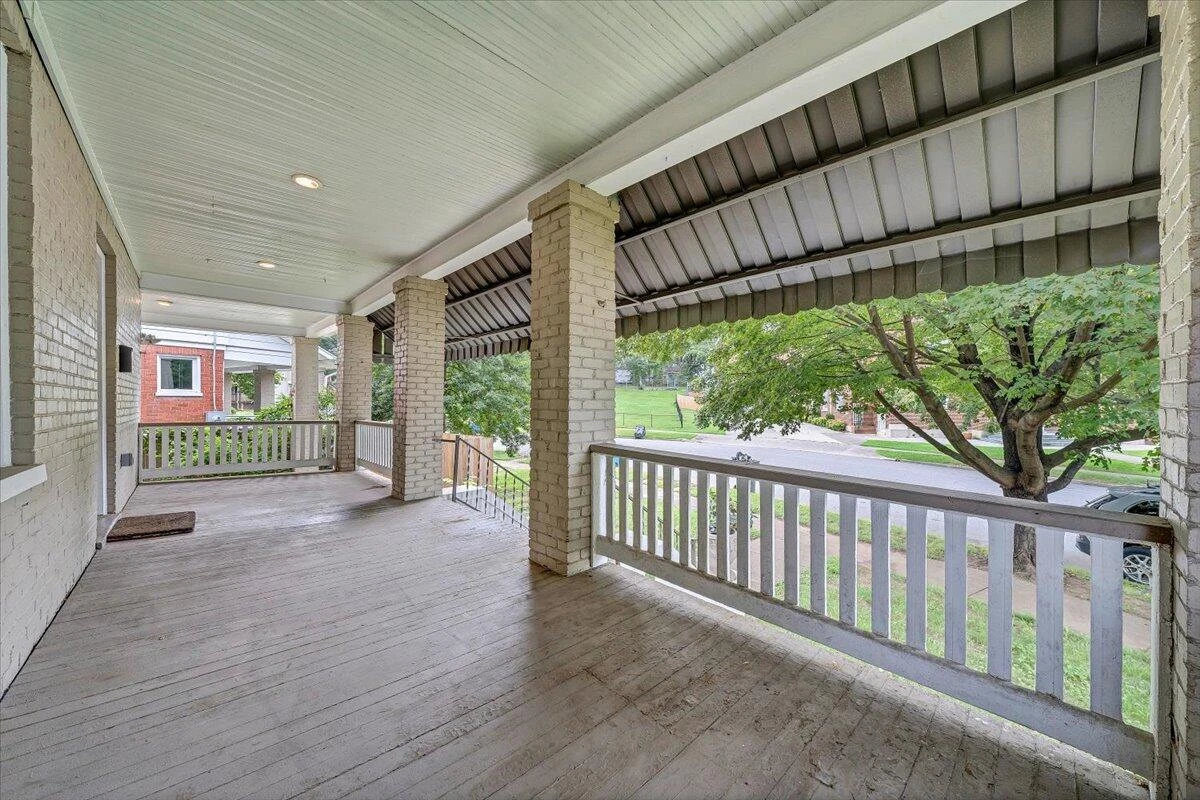 1414 Kenwood BLVD SE - Photo 32
