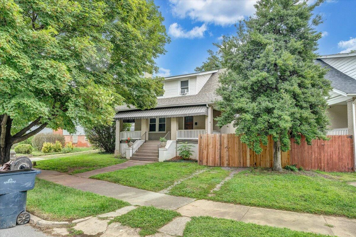 1414 Kenwood BLVD SE - Photo 33