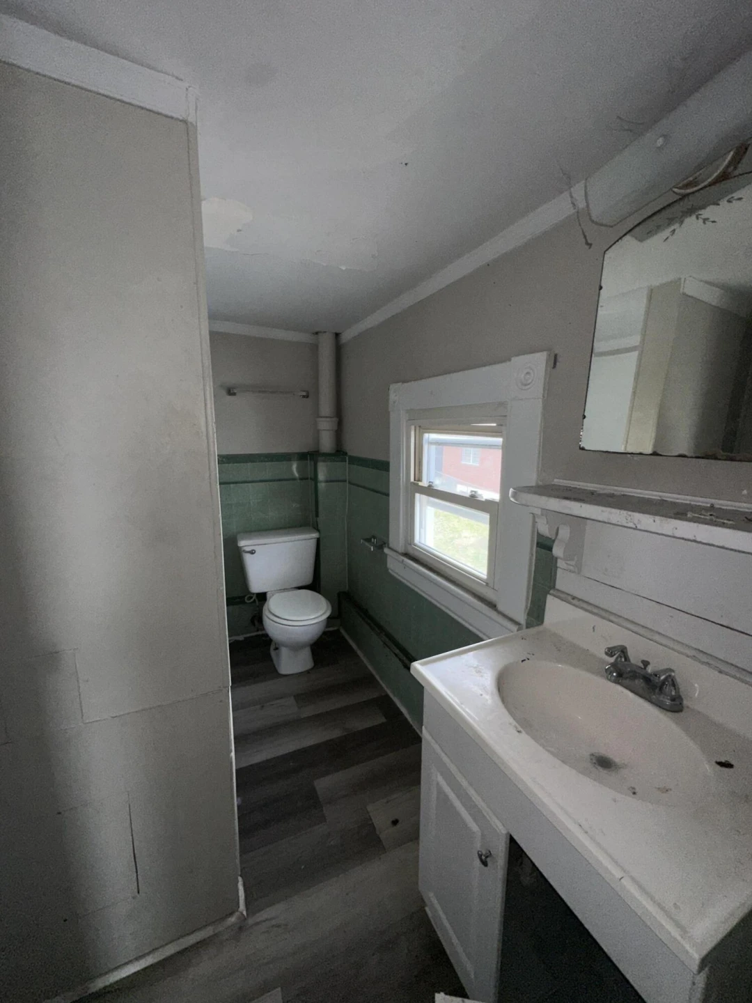 709 Madison AVE NW - Photo 4