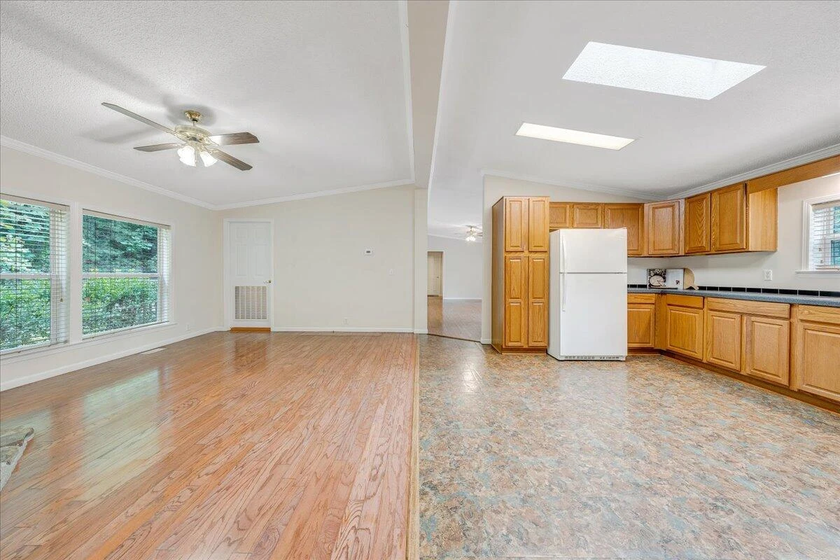 6733 Bradshaw RD - Photo 13