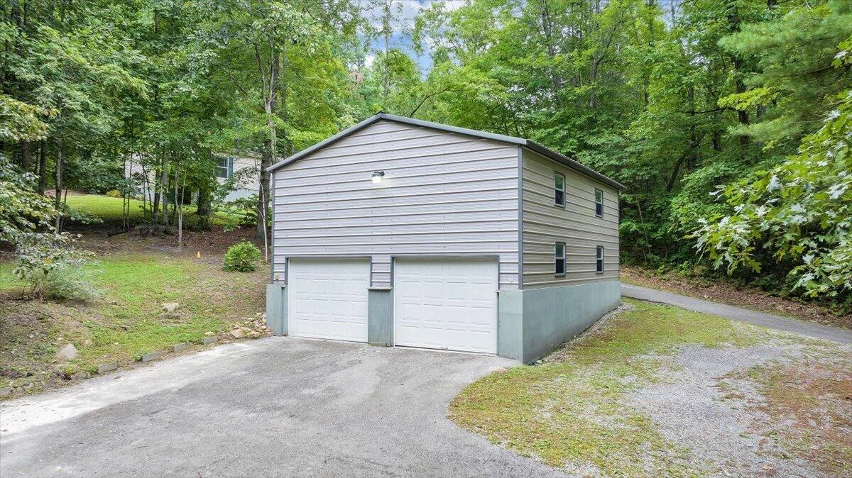 6733 Bradshaw RD - Photo 33