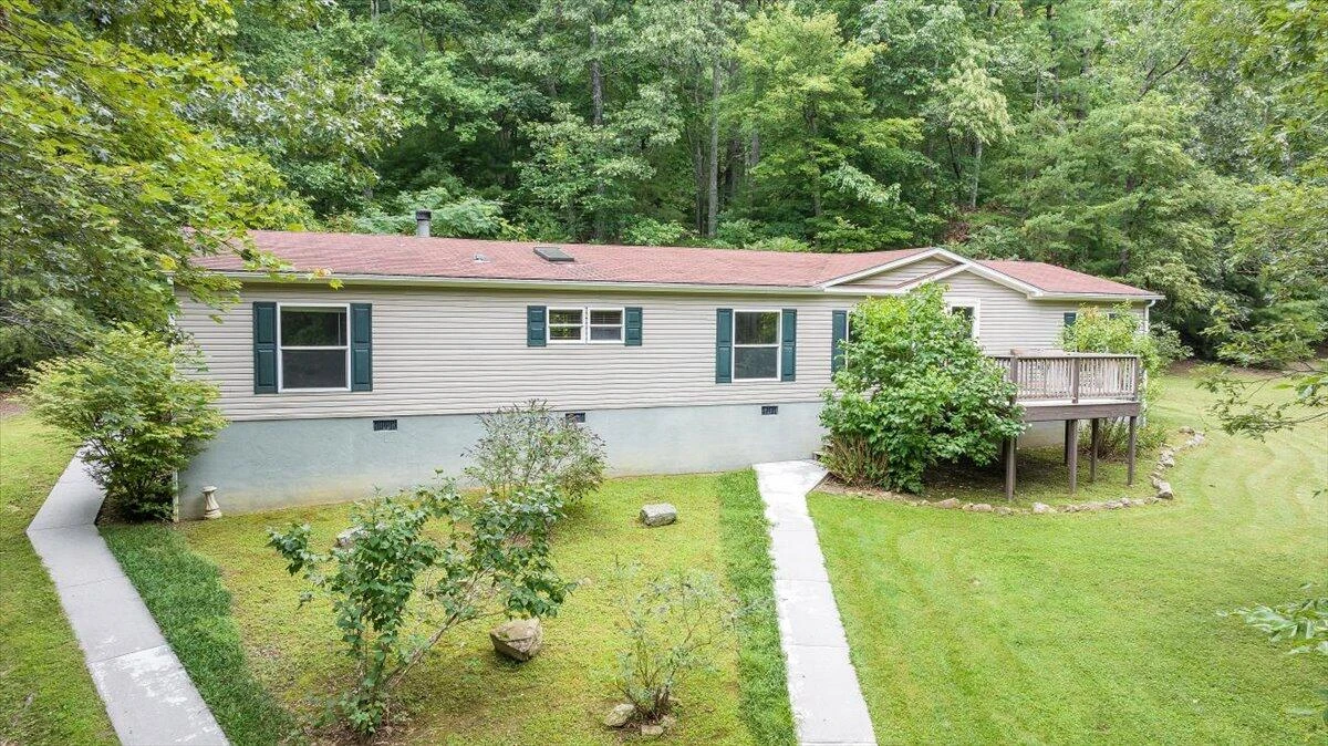6733 Bradshaw RD - Photo 4