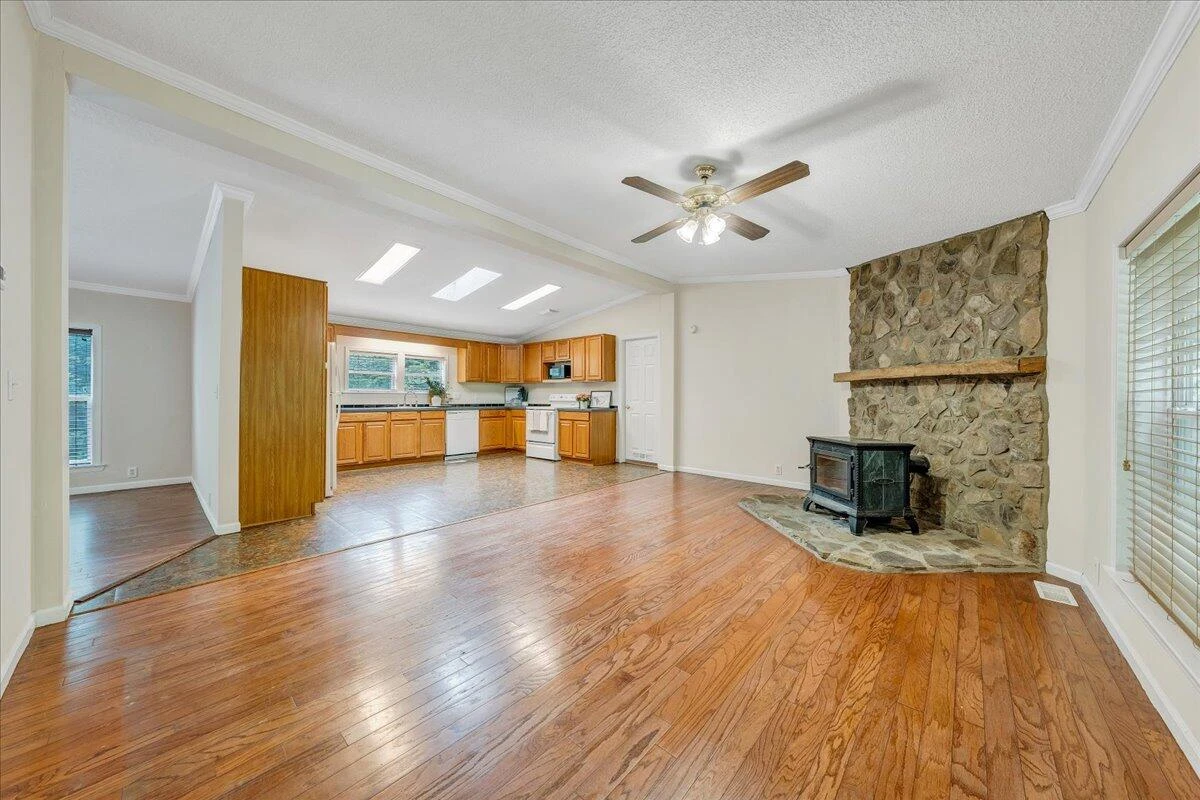 6733 Bradshaw RD - Photo 9