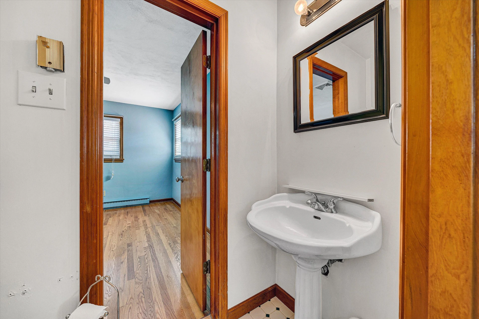 1403 Azalea ST - Photo 22