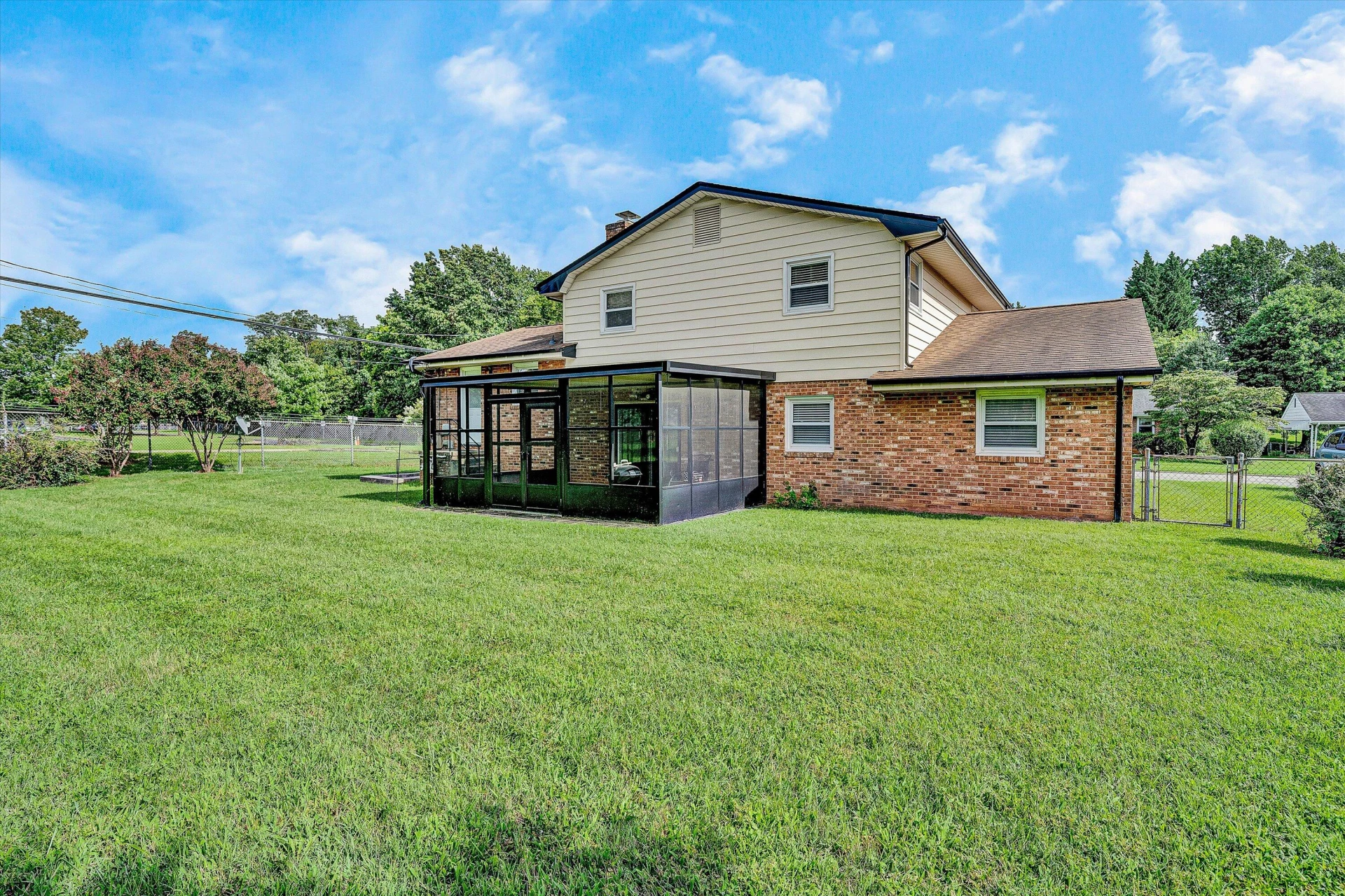 1403 Azalea ST - Photo 36