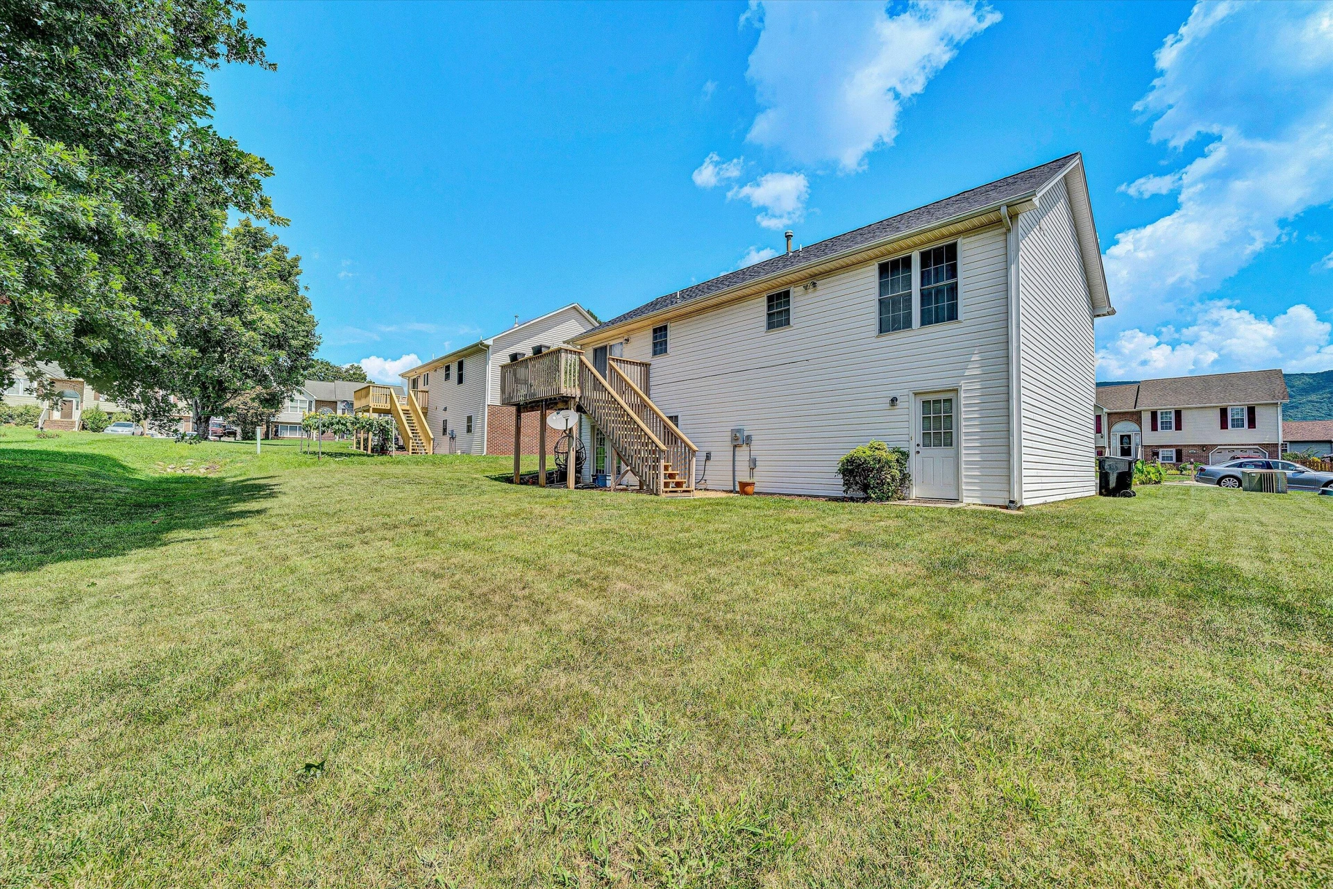916 Slusser LN - Photo 31