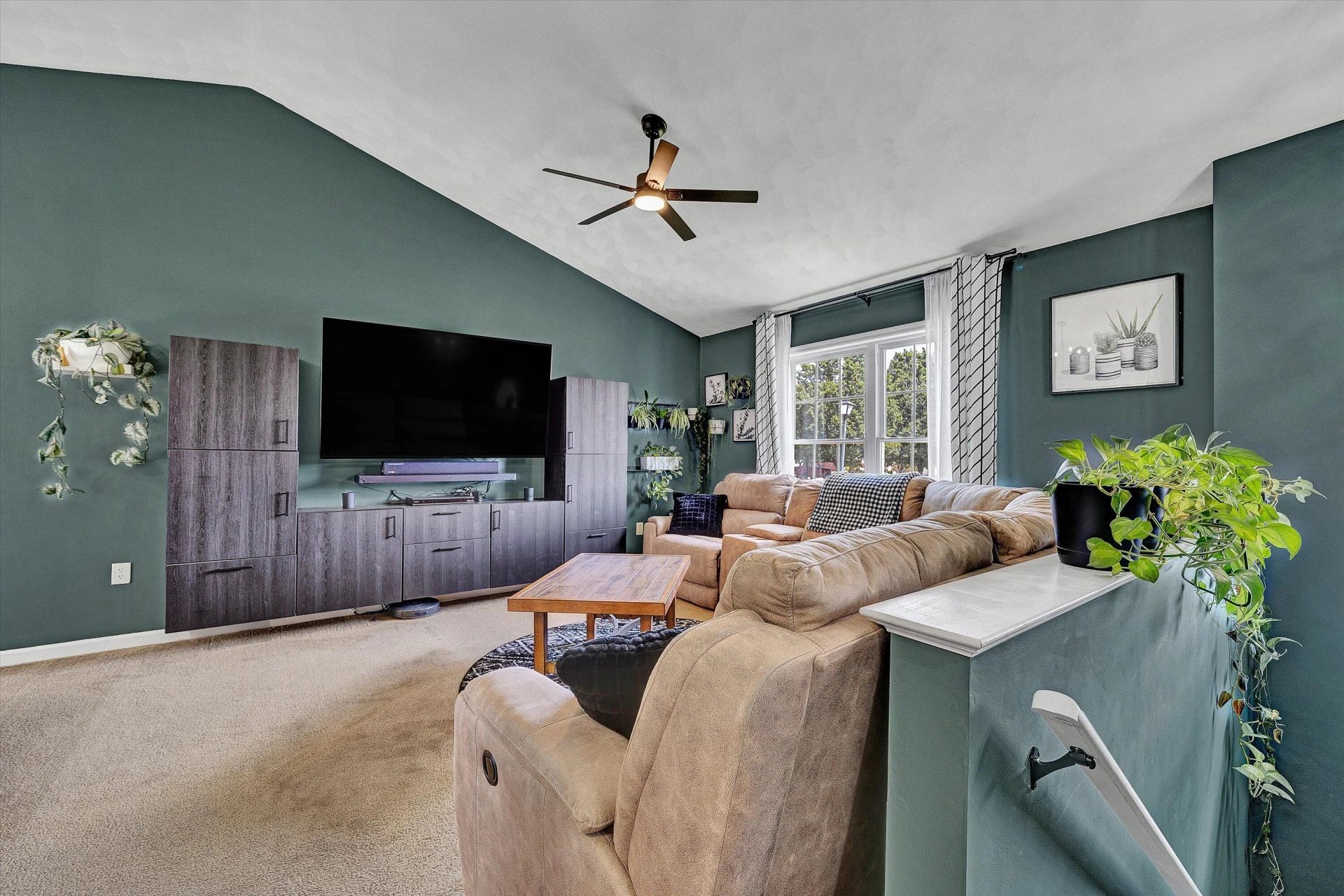 916 Slusser LN - Photo 6