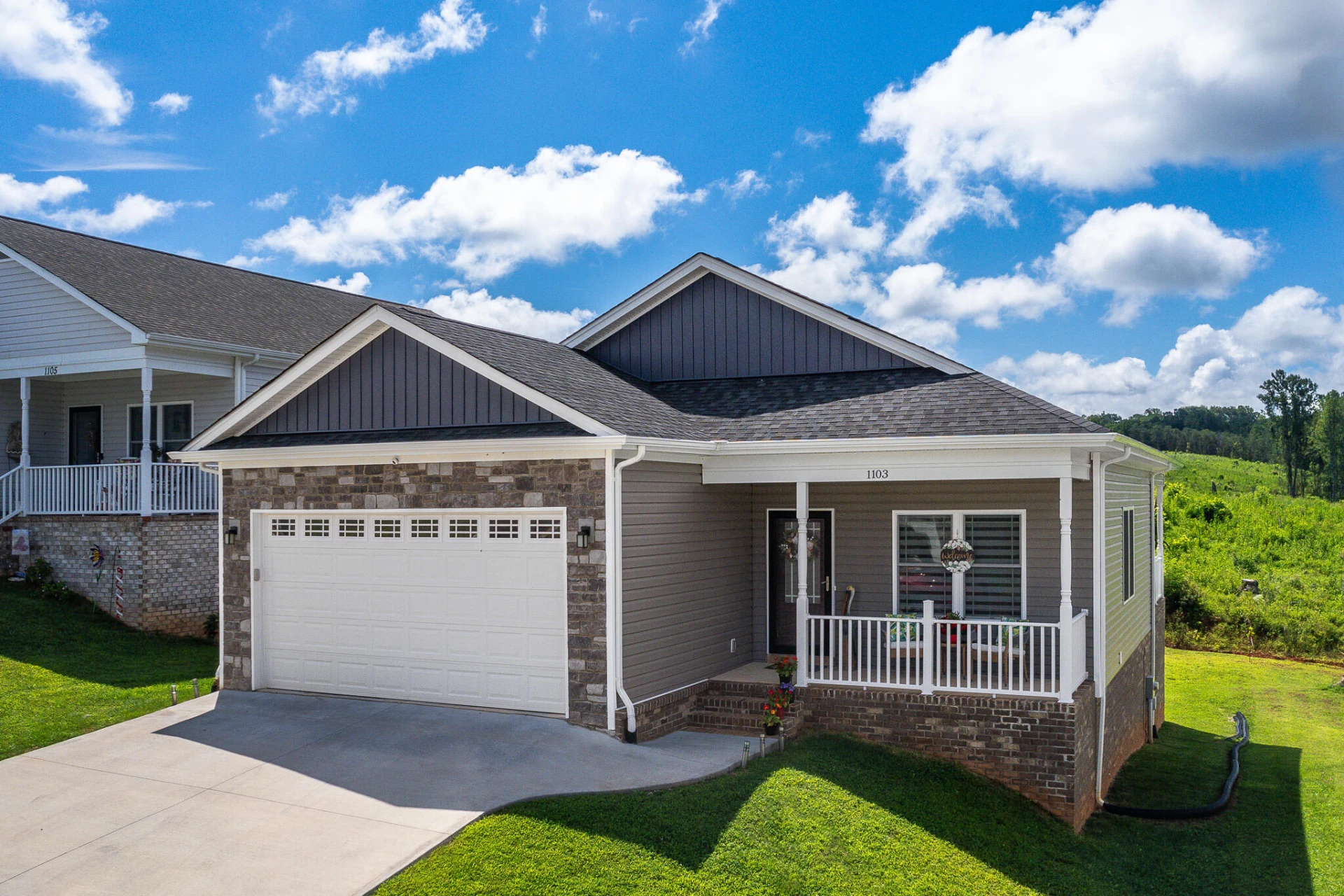 1103 Emerald Crest DR - Photo 2
