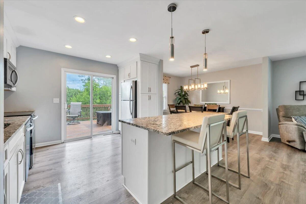 4216 Whitehall CIR - Photo 15