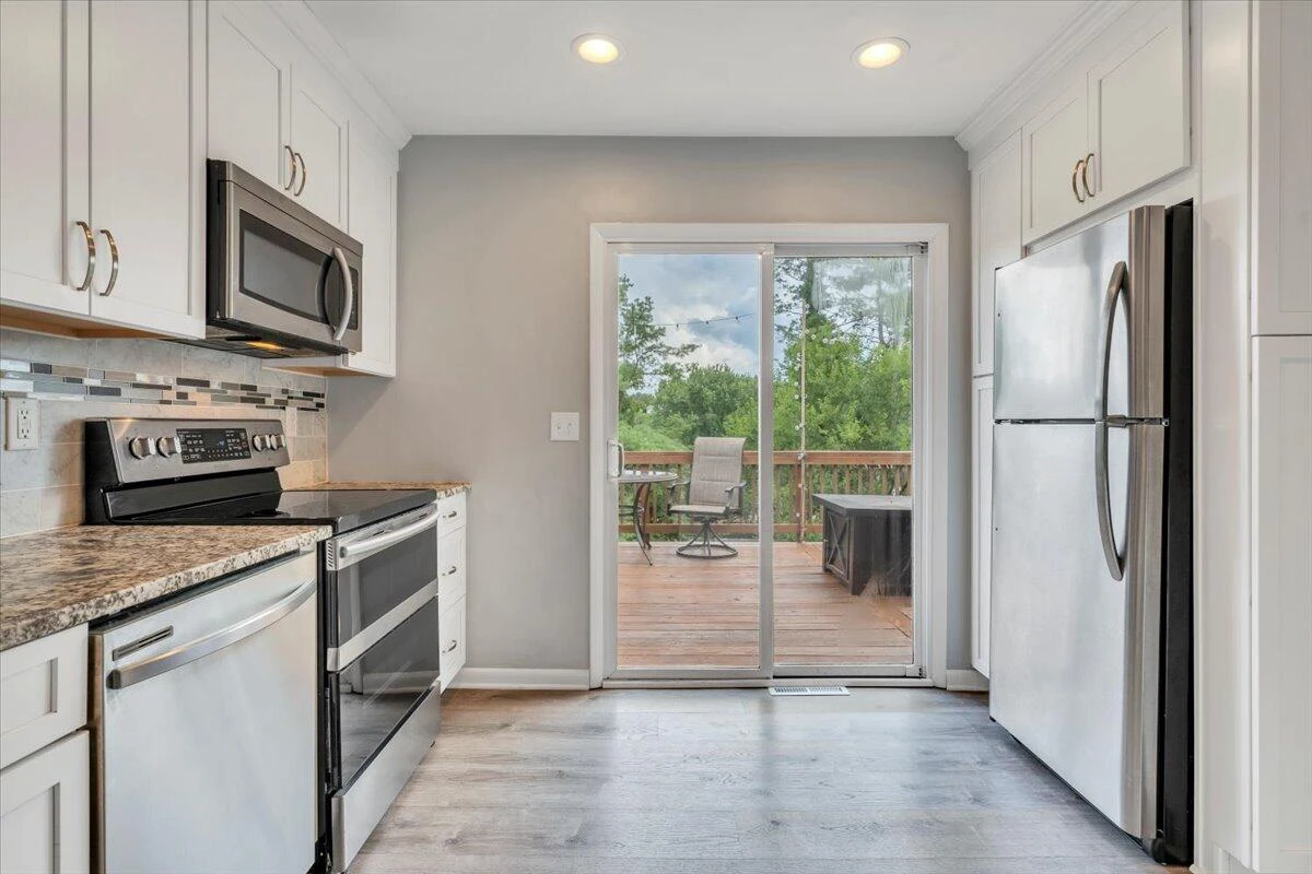 4216 Whitehall CIR - Photo 17