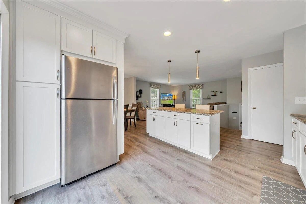 4216 Whitehall CIR - Photo 18