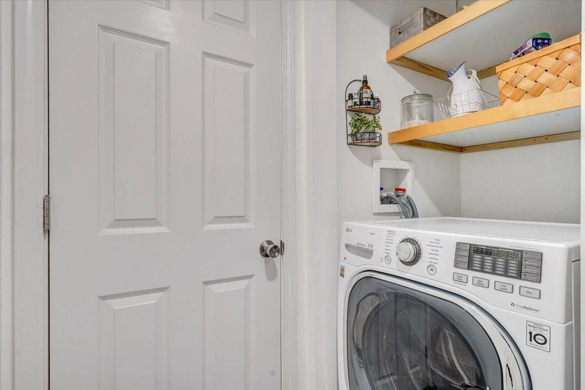 3148 Garden City BLVD SE - Photo 17