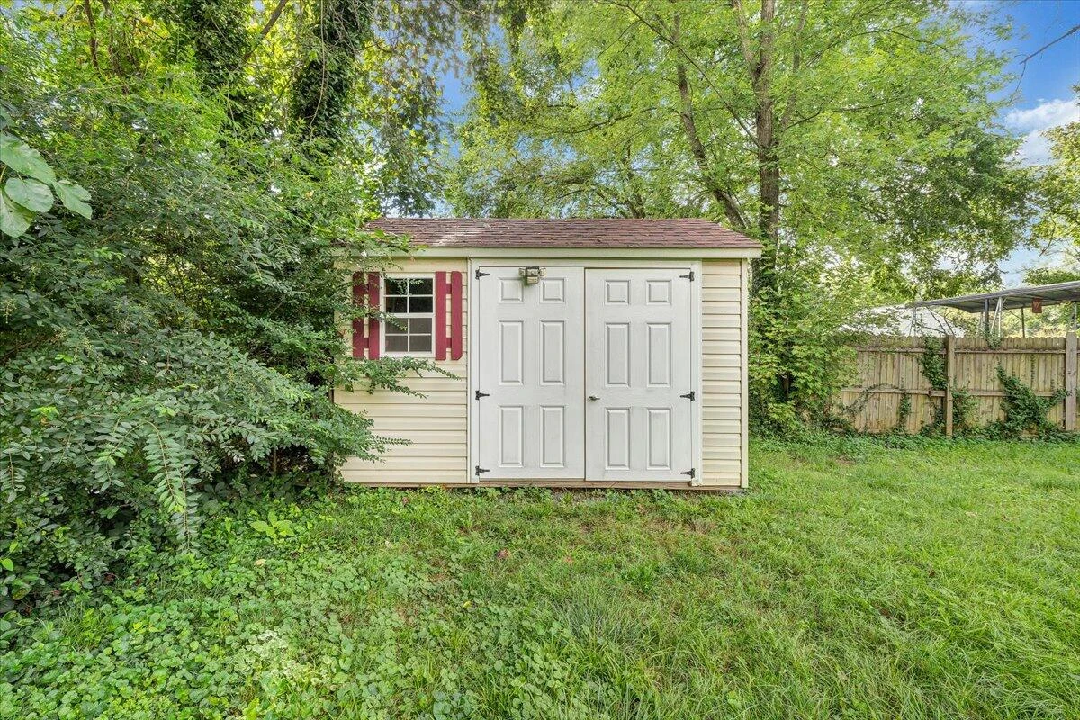 3148 Garden City BLVD SE - Photo 28