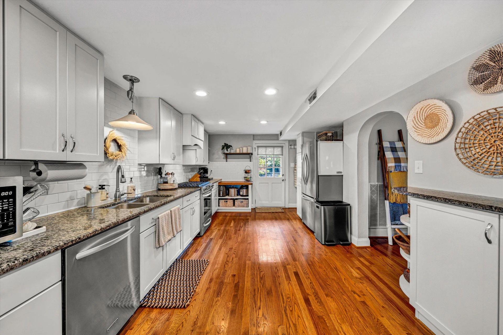 2509 Barham RD SW - Photo 10