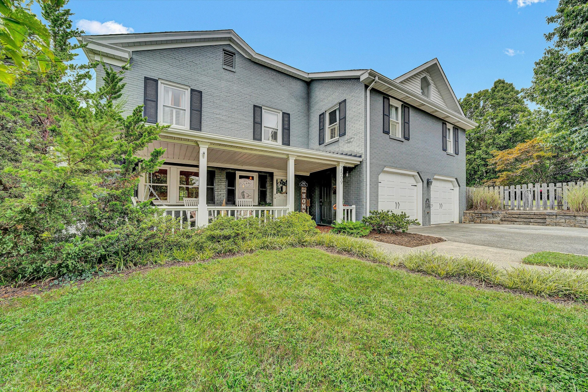 2509 Barham RD SW - Photo 2