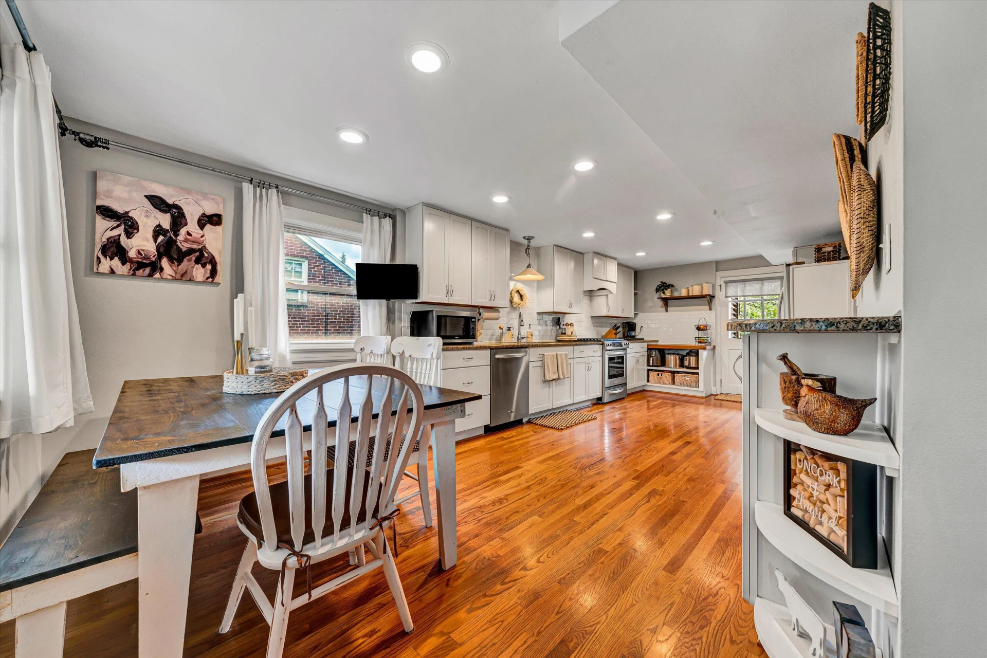 2509 Barham RD SW - Photo 9