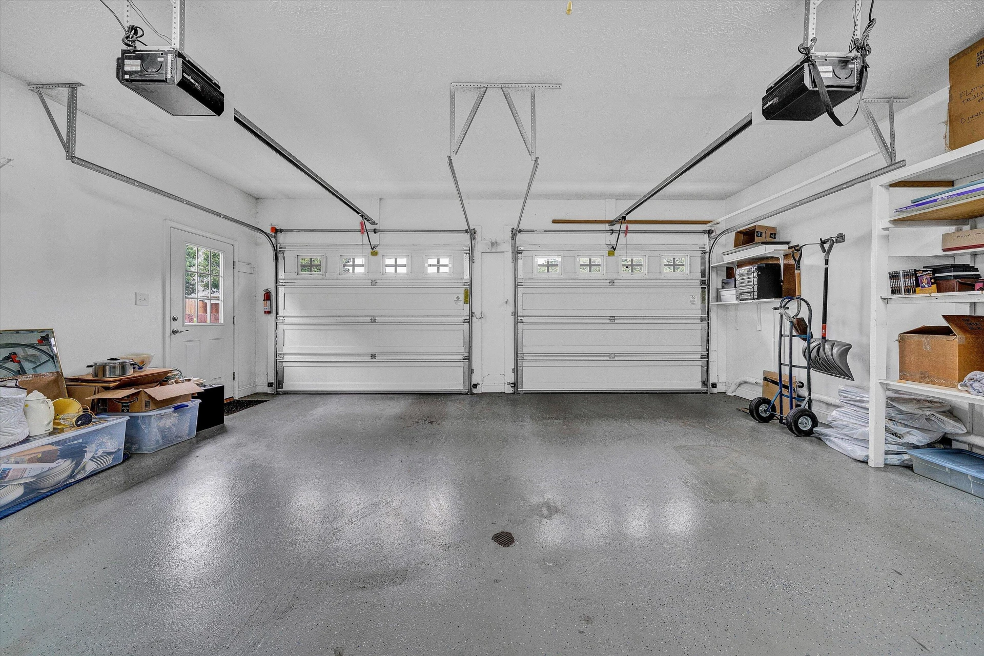 708 Bradford CIR - Photo 19